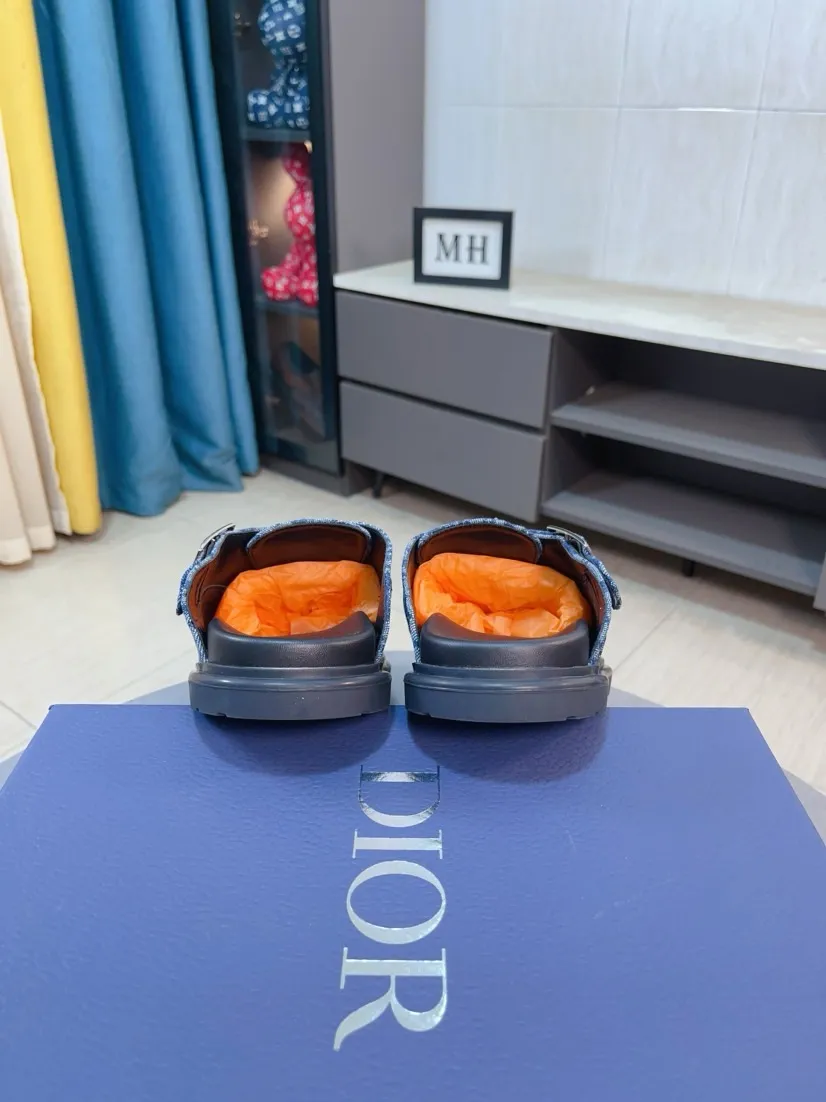 Men's shoes 💰380🌸🌸【Dior】Top purchasing agent 🇮🇹 Di Street Male God half drag counter synchronization, uppers imported from Italy with D logo fabric, high-quality complex splicing craftsmanship, soles: original soles specially provided by the original factory, exclusive event molded soles super comfortable, original factory single goods, 🔍🔍high quality, you can enter and exit the counter at will, welcome to compare, size number 38-45 (order 46)